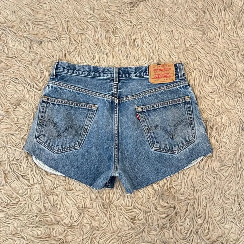 Levis 505 cutoff shorts size 34